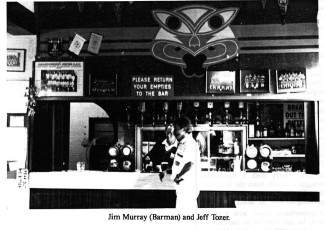 1990 Club Bar