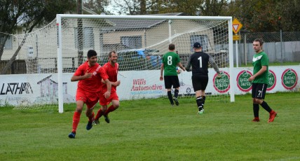 18-05-19  Reserves v Claude' Cavaliers (4-8) - 48